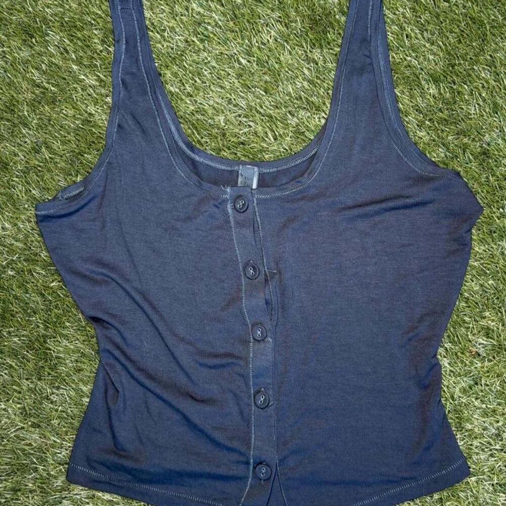 Skims Women's Blue and Navy Crop-top